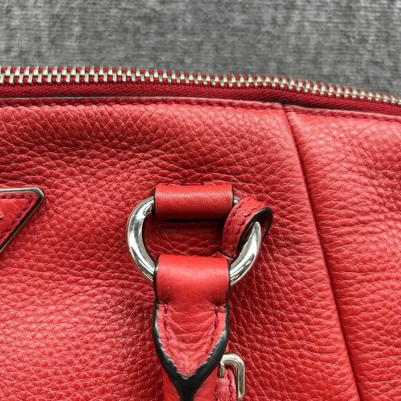 Prada Vitello Leather Tote Bag 510-040225 - Picture 6 of 15